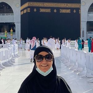 Meet your Posher, Sahar